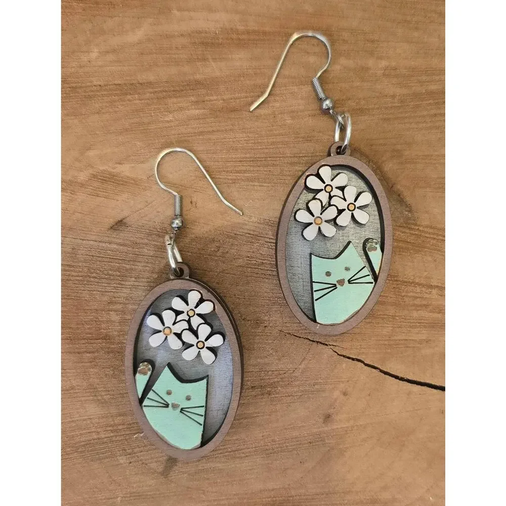 HelloCat Earrings/ Maple Wood Earrings/Hypoallergenic